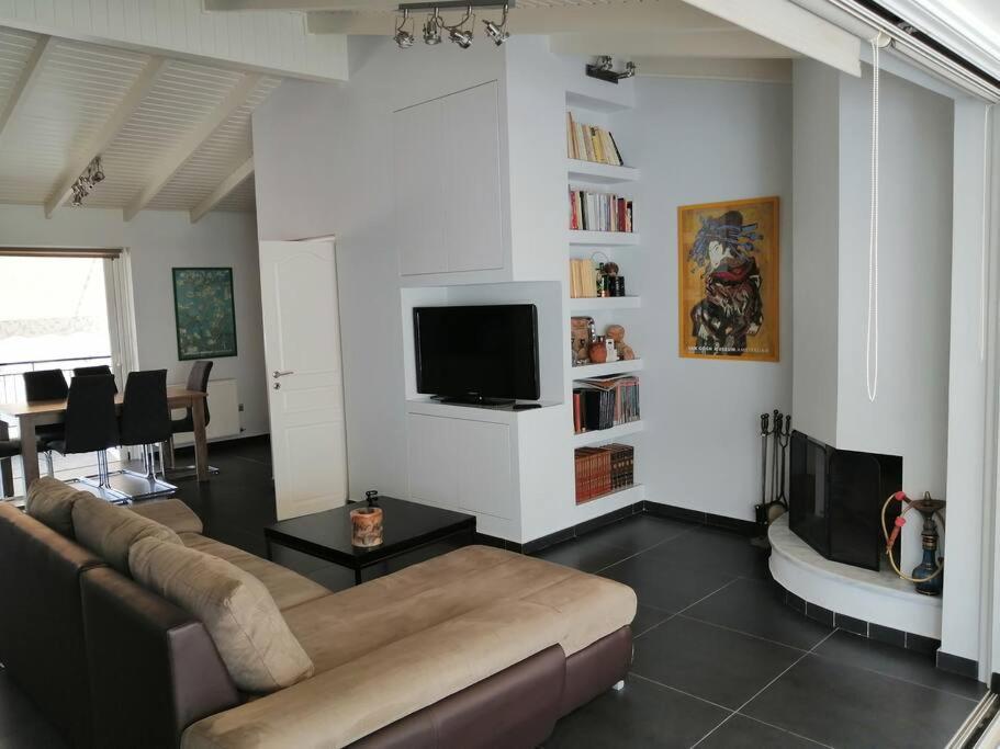 Manolis Loft Apartment Pireu Exterior foto